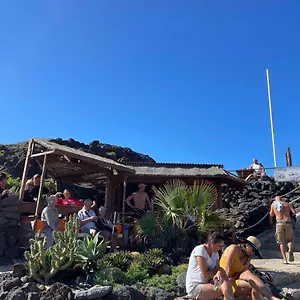 https://torres-beach.adeje-hotels.com